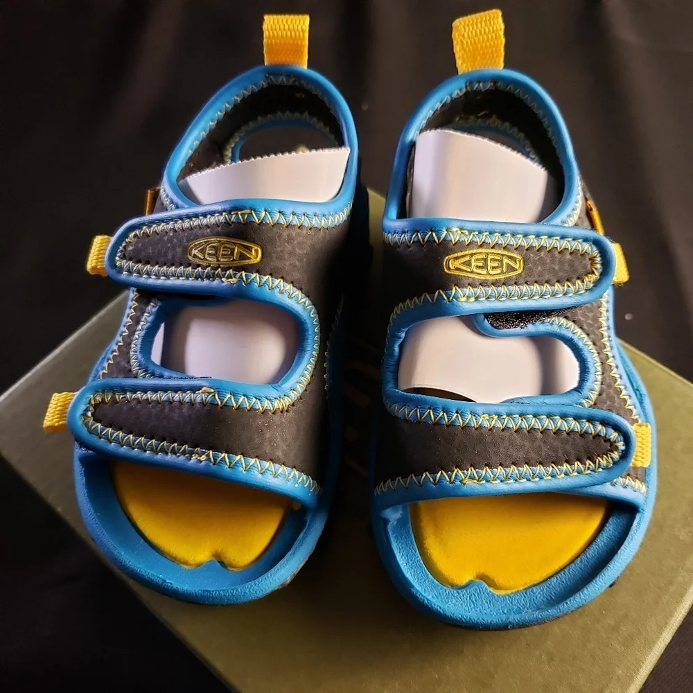 Keen Knotch Creek Open Toed Sandals 4M‎